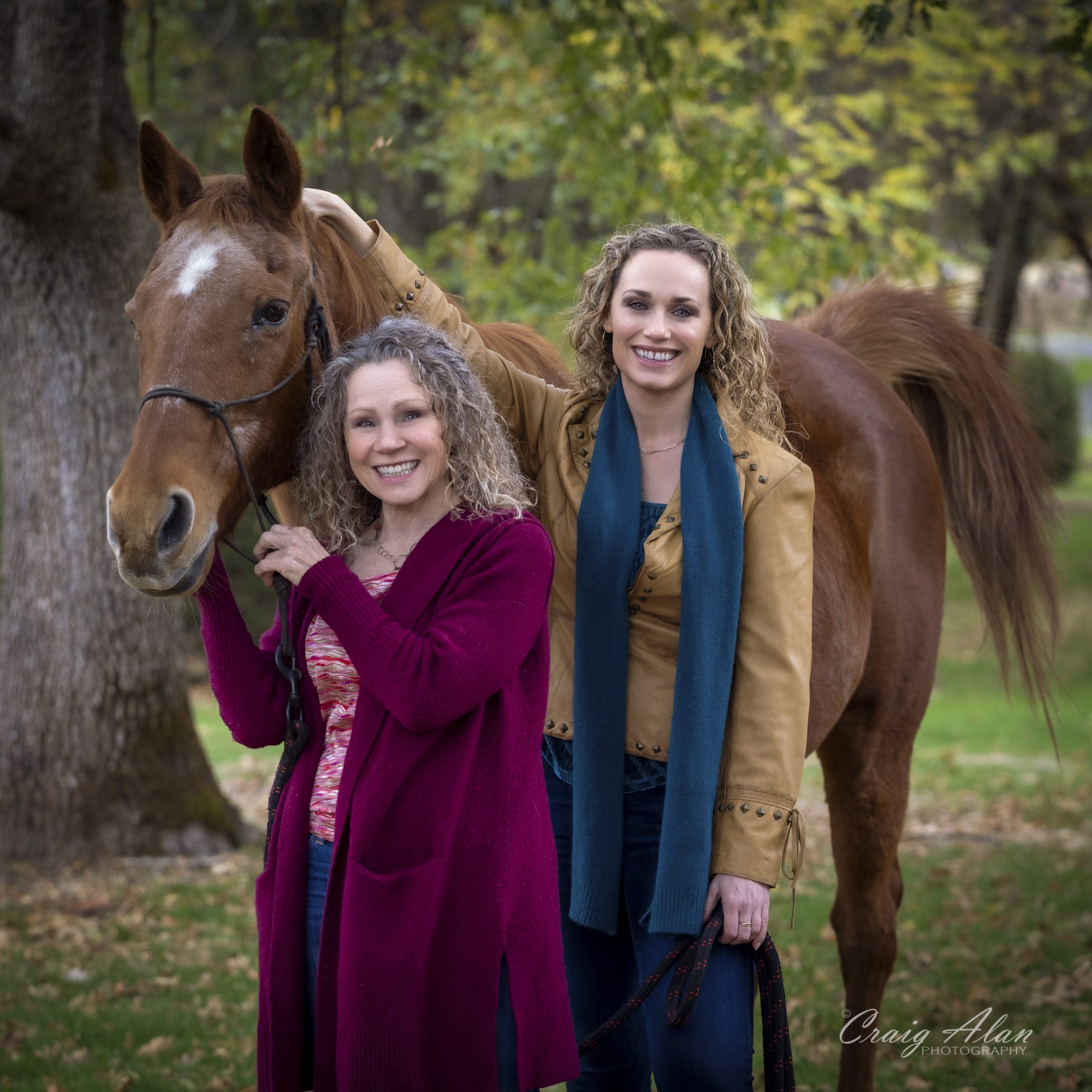 Family Portrait with horse | Medford Oregon IMG_3317